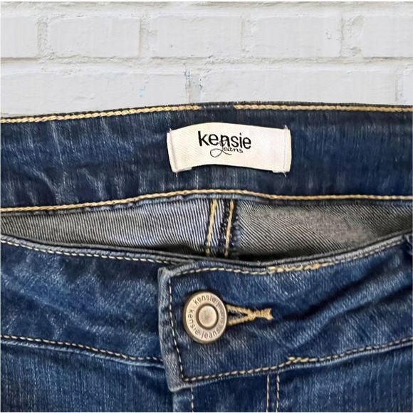 Women's Kensie Disrtressed Fray Cropped Skinny Jeans Size 10/30 - Picture 5 of 6